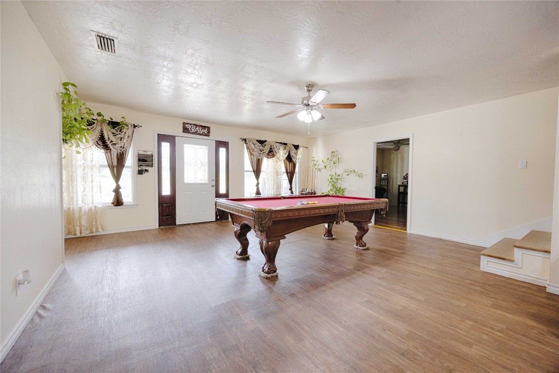 Billiard Table, Game Room, Interior, Wood Texture Flooring