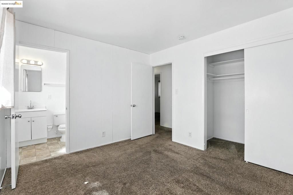 Bathroom, Empty room, Interior