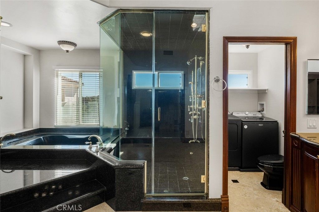 Bathroom, Glass Shower, Interior, Recessed Lighting, Washer