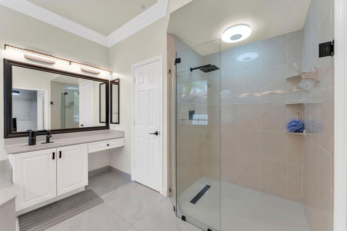 Bathroom, Glass Shower, Interior