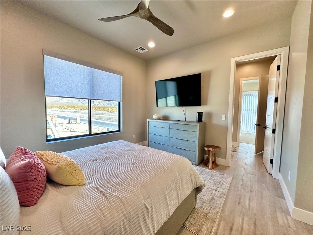Bedroom, Interior, Recessed Lighting, Wood Texture Flooring