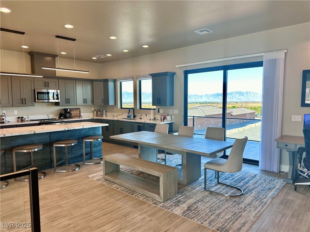 Dining room, Interior, Kitchen, Pendant Lights, Recessed Lighting, Water, Wood Texture Flooring