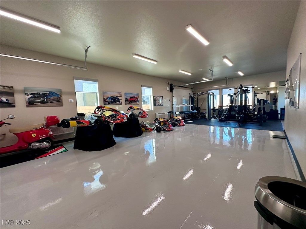 Fitness Equipment, Garage, Interior, Recessed Lighting