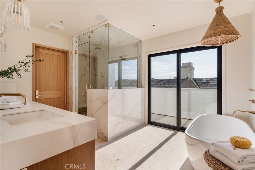 Bathroom, Free Standing Baths, Glass Shower, Interior, Marble Walls, Recessed Lighting