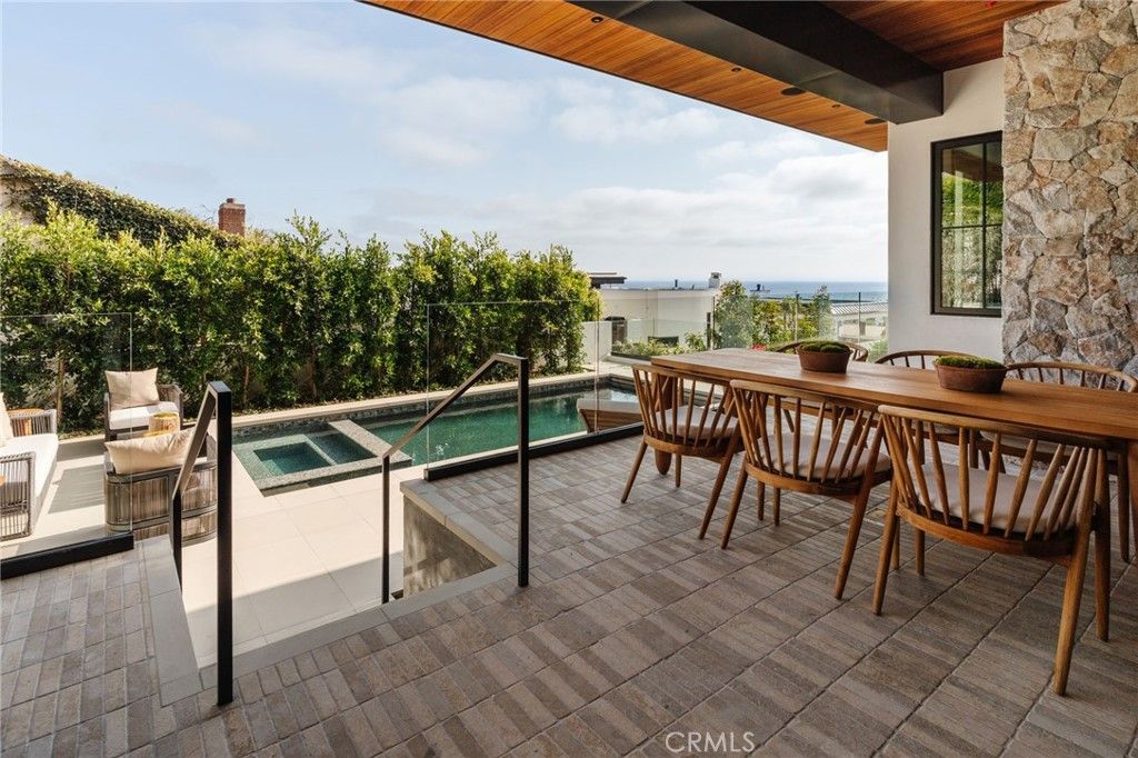 Exterior, Pool, Water