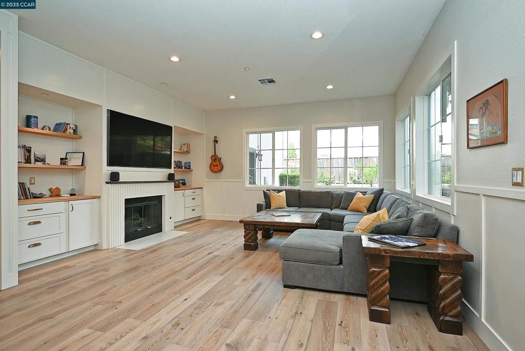 Fireplace, Interior, Living room, Recessed Lighting, Wood Texture Flooring
