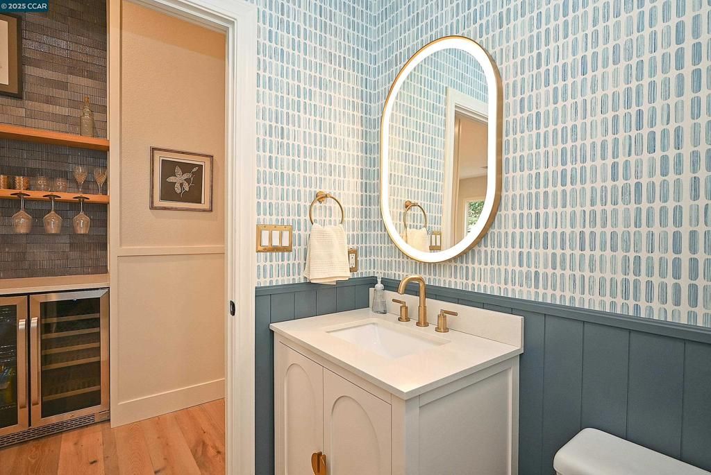 Bathroom, Interior, Wood Texture Flooring