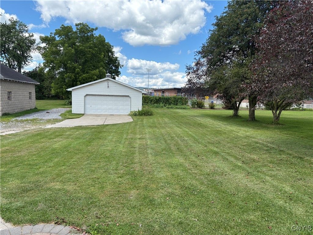 Backyard, Detached Garage, Exterior