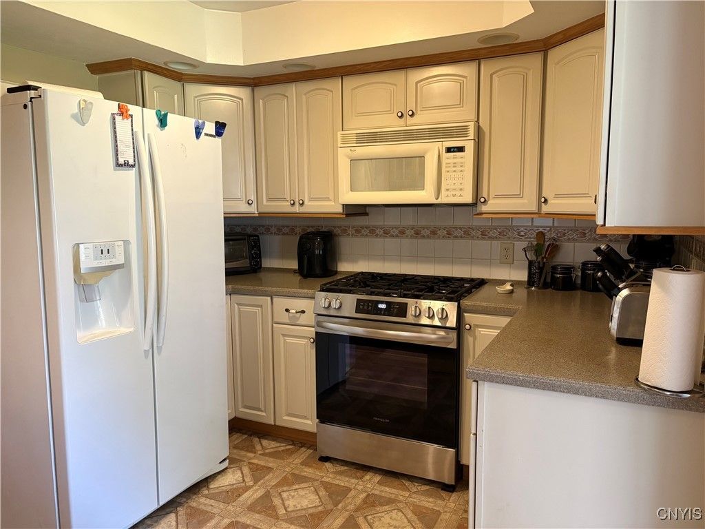 Interior, Kitchen, Stainless Steel Appliances