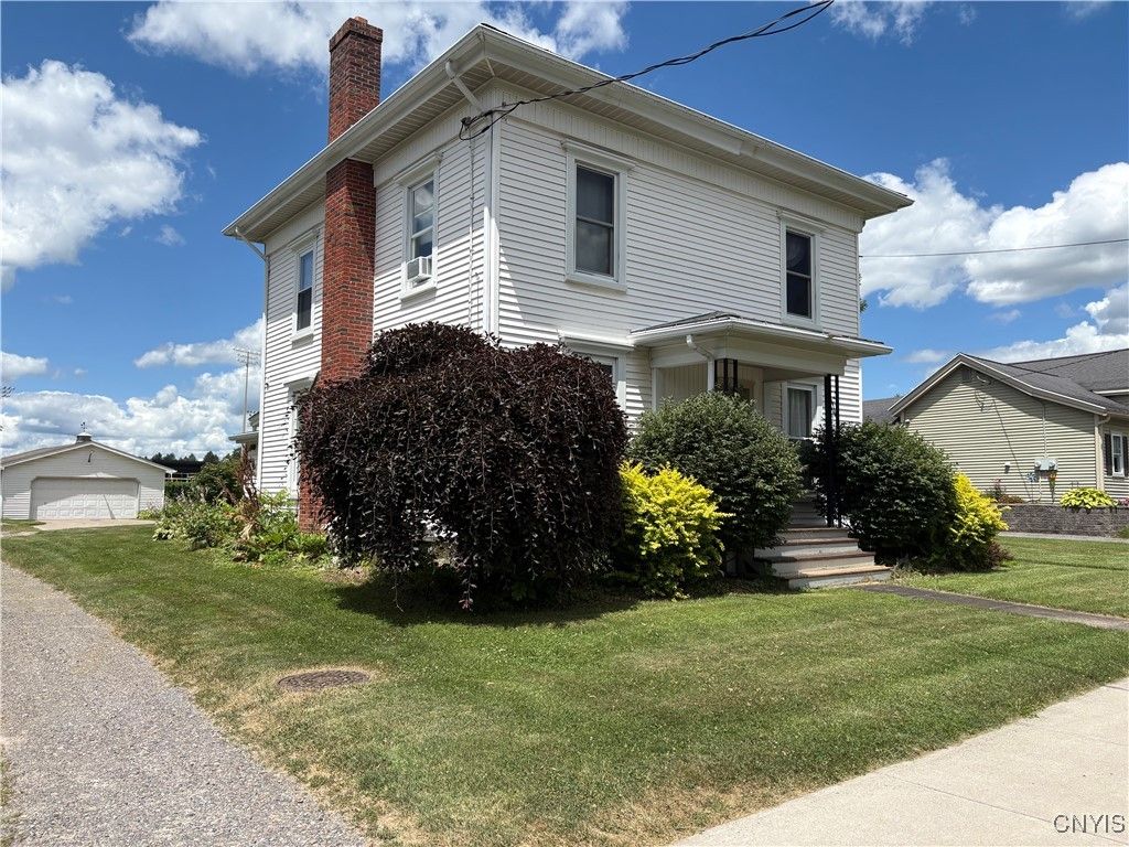 Detached Garage, Exterior, Facade, American Foursquare