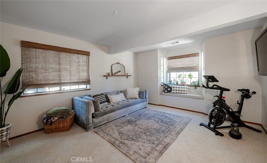 Fitness Equipment, Interior, Living room