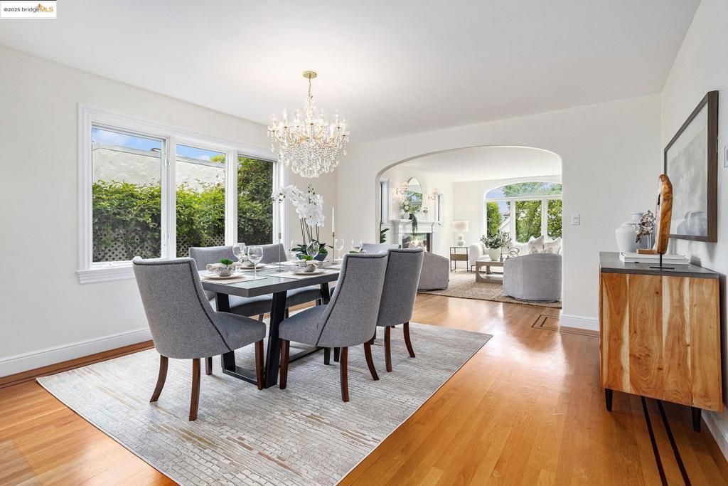 Chandelier, Dining room, Interior, Living room, Wood Texture Flooring