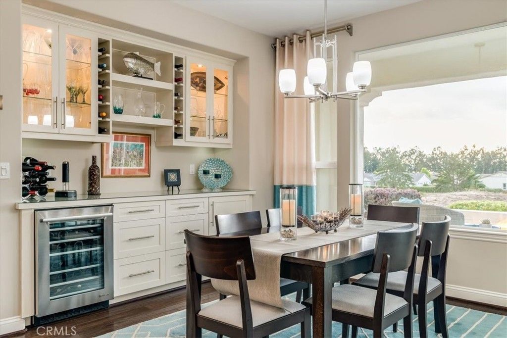 Chandelier, Dining room, Interior, Pendant Lights, Wood Texture Flooring