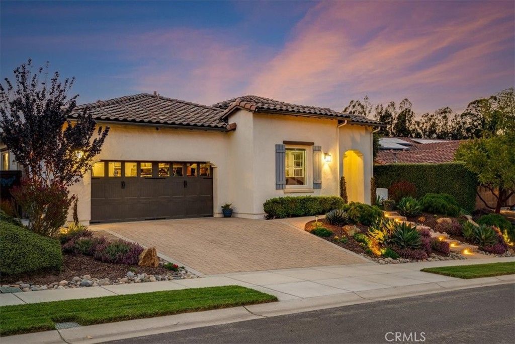 Attached, Exterior, Facade, Solar Panels, Spanish Mediterranean