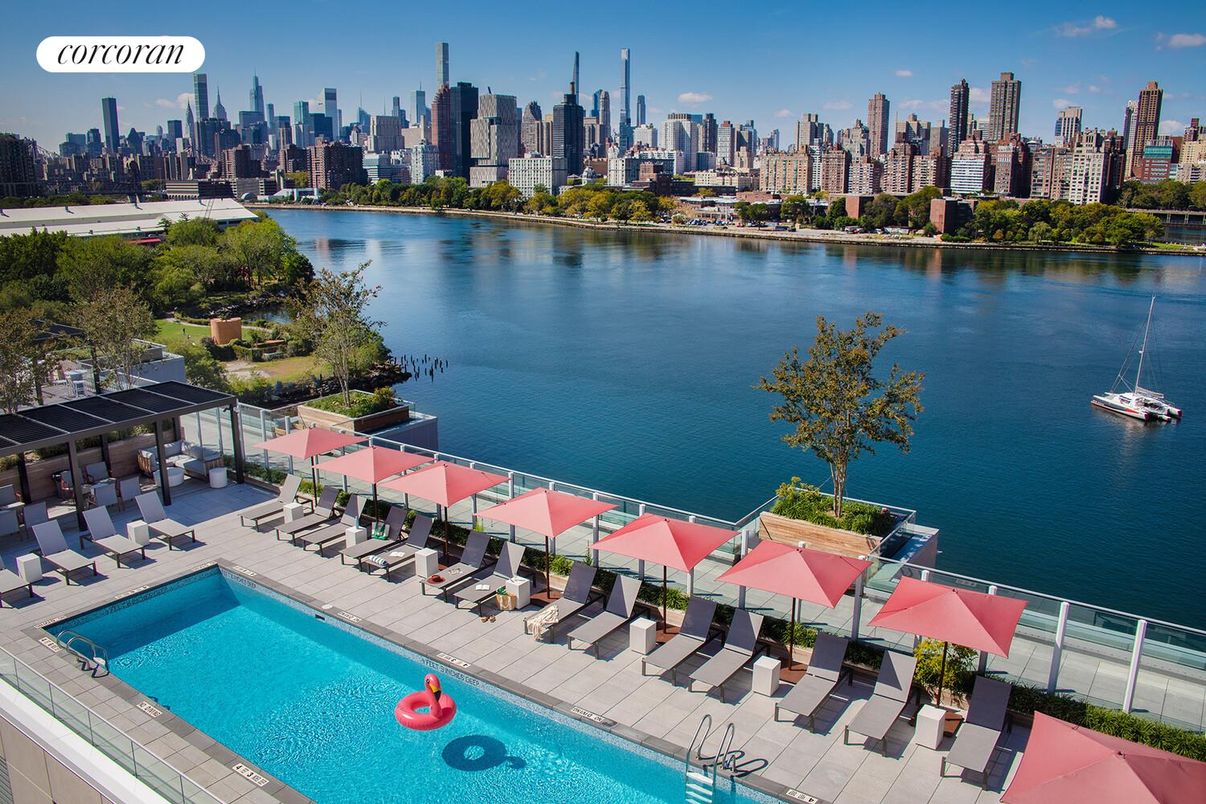 Exterior, Pool, Skyline