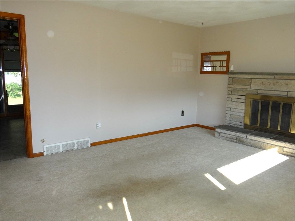 Empty room, Fireplace, Interior