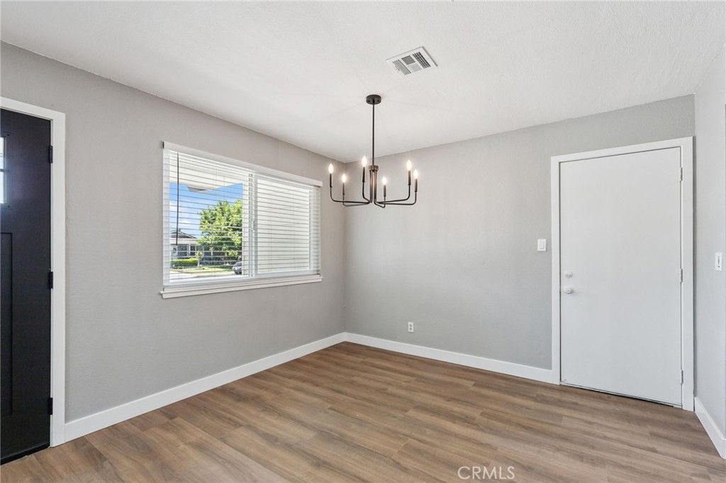 Chandelier, Empty room, Interior, Pendant Lights, Wood Texture Flooring