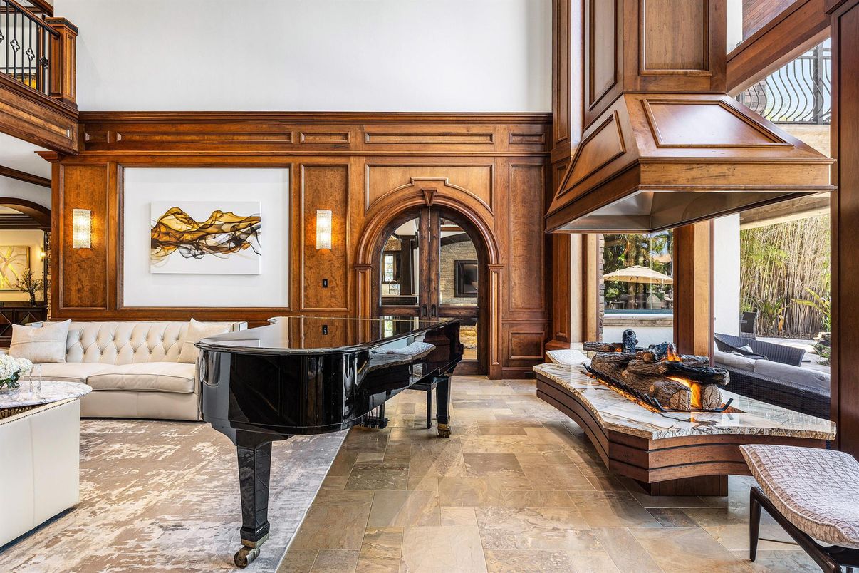 Interior, Piano, Wooden Walls