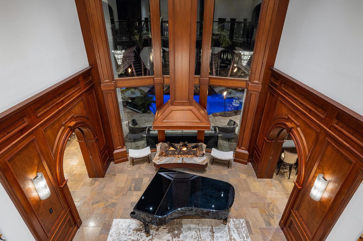 Fireplace, Interior