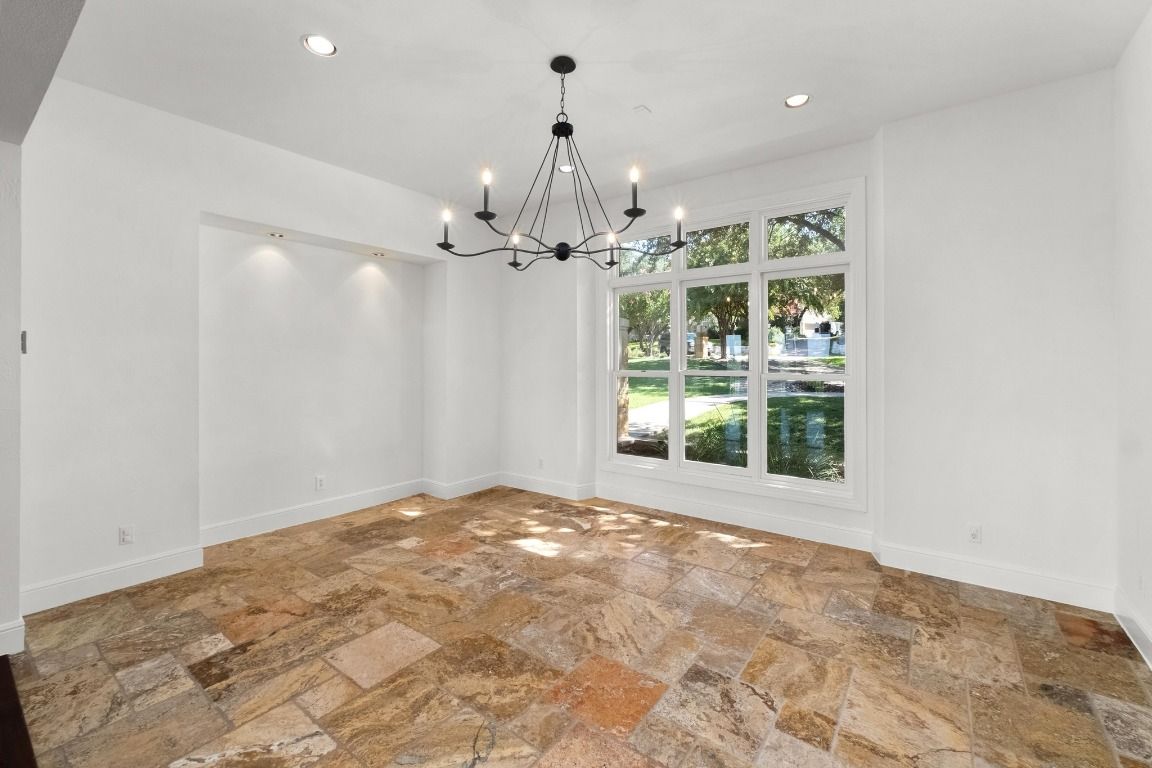 Chandelier, Empty room, Interior, Pendant Lights, Recessed Lighting