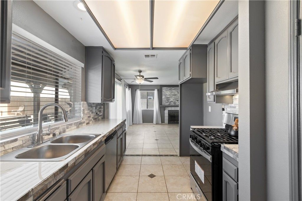 Interior, Kitchen, Recessed Lighting