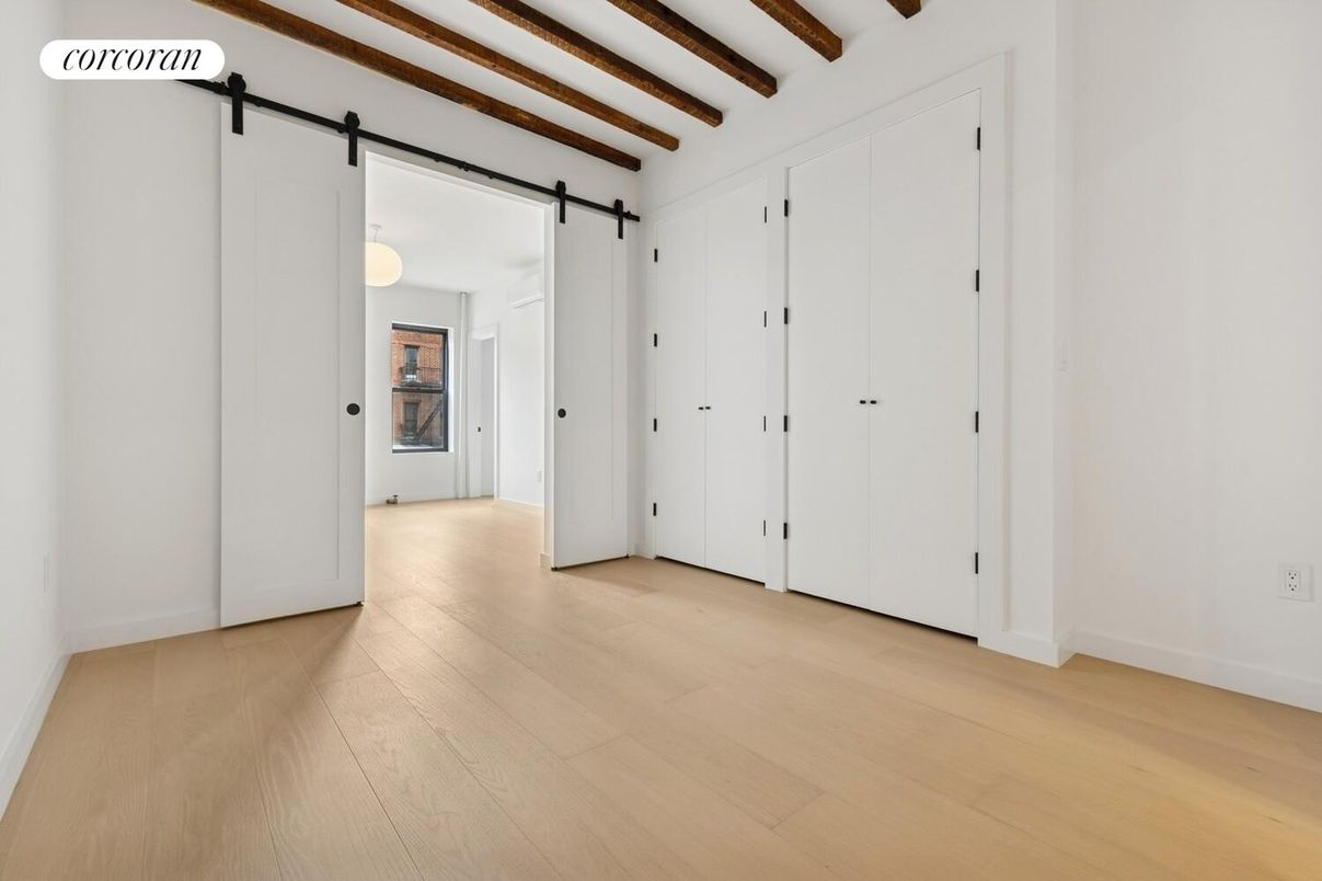 Empty room, Interior, Wooden Beams, Wood Texture Flooring
