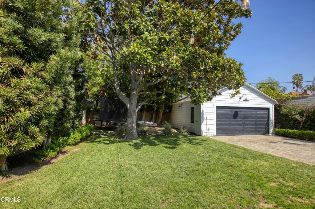 Backyard, Detached Garage, Exterior
