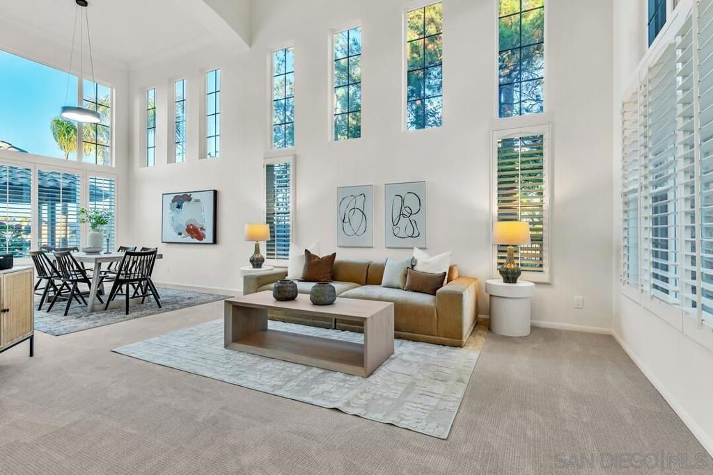 Dining room, Interior, Living room, Pendant Lights