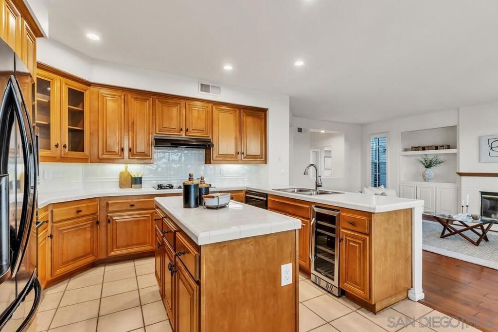 Fireplace, Interior, Kitchen, Recessed Lighting, Wood Texture Flooring