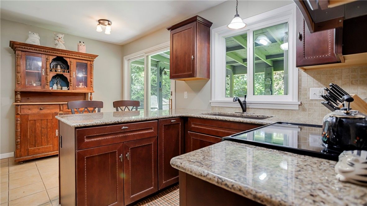 Interior, Kitchen, Pendant Lights