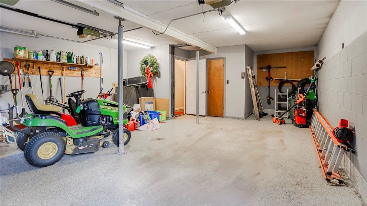 Garage, Interior, Stone Walls