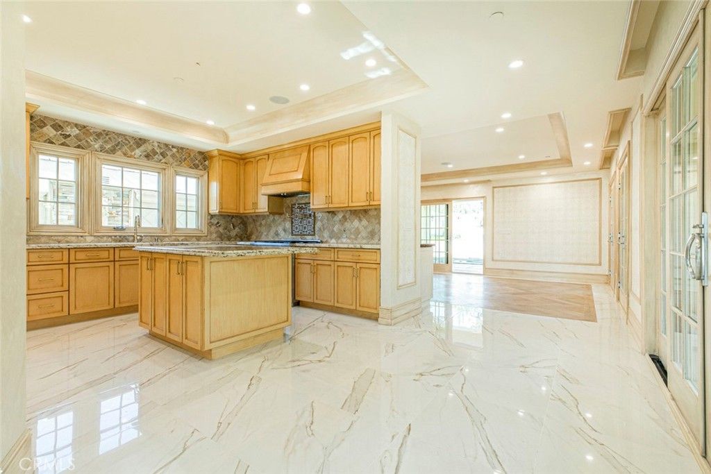 Interior, Kitchen, Marble, Recessed Lighting