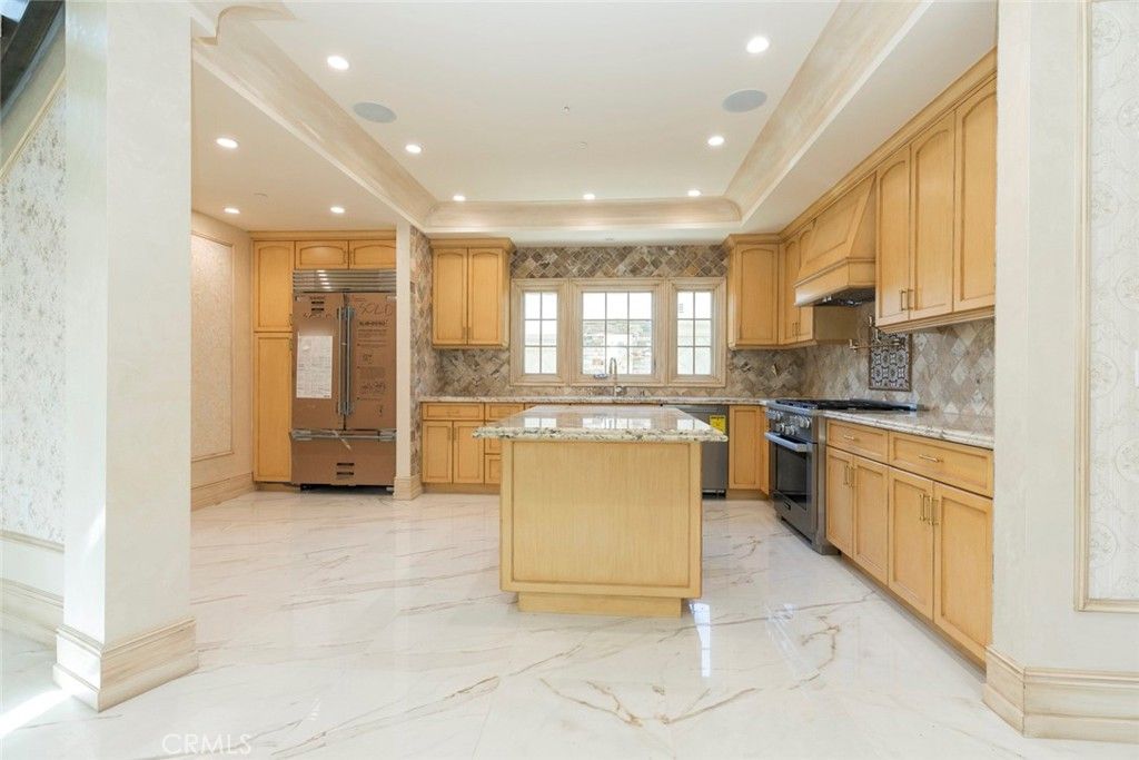 Interior, Kitchen, Marble, Recessed Lighting, Stainless Steel Appliances