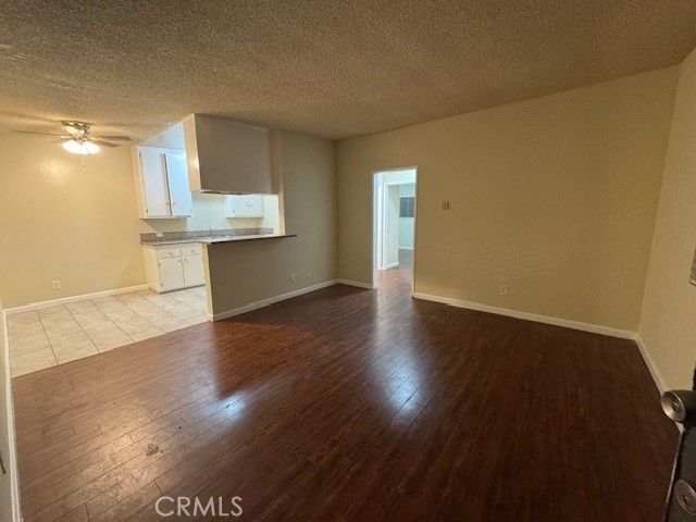 Empty room, Interior, Kitchen, Wood Texture Flooring