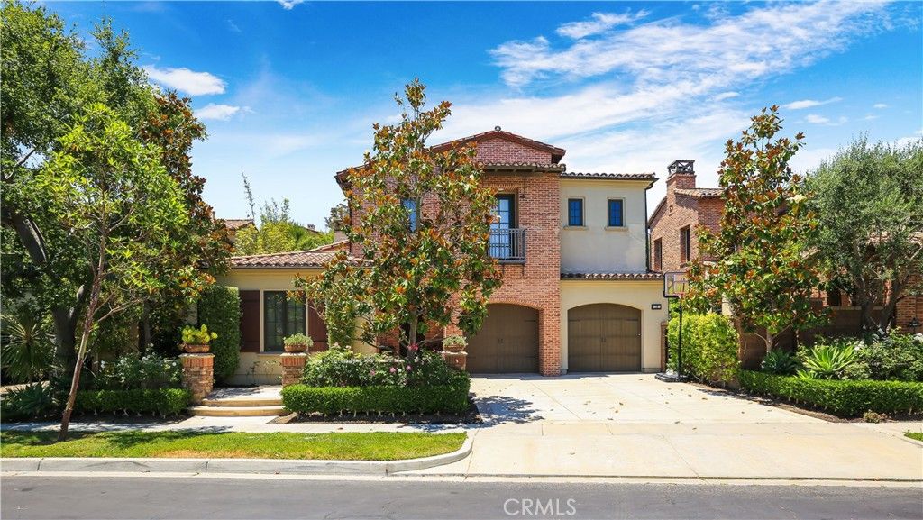 Attached, Exterior, Facade, Brick Facade, Mediterranean