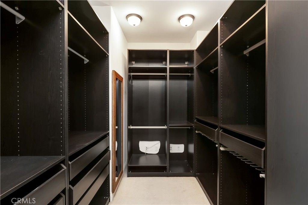 Interior, Walk-in Closets