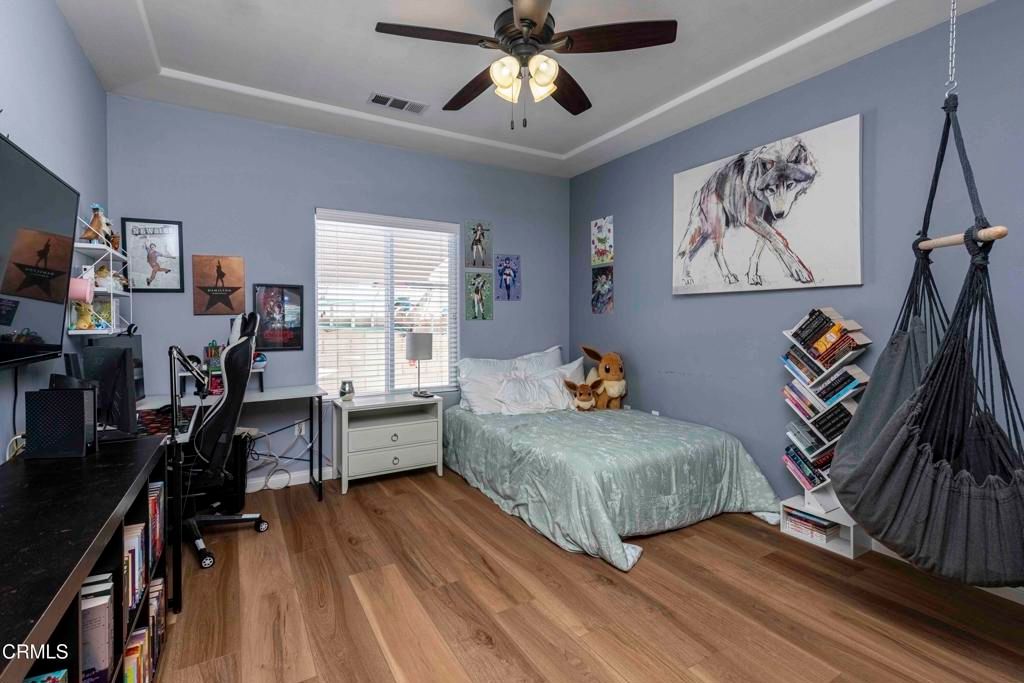 Bedroom, Home Office, Interior, Wood Texture Flooring