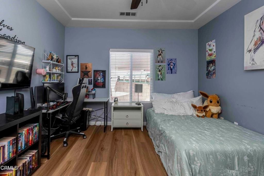 Bedroom, Home Office, Interior, Wood Texture Flooring