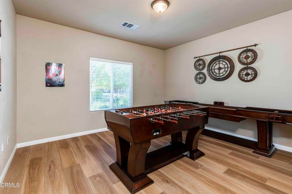Game Room, Interior, Wood Texture Flooring