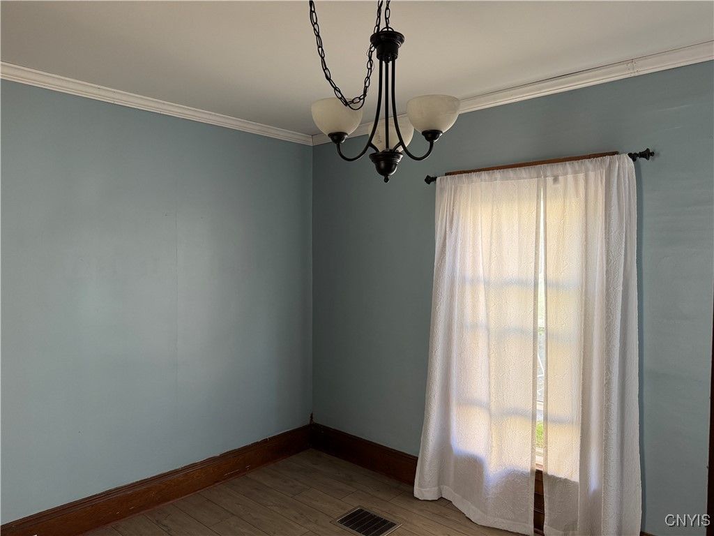 Chandelier, Empty room, Interior, Wood Texture Flooring