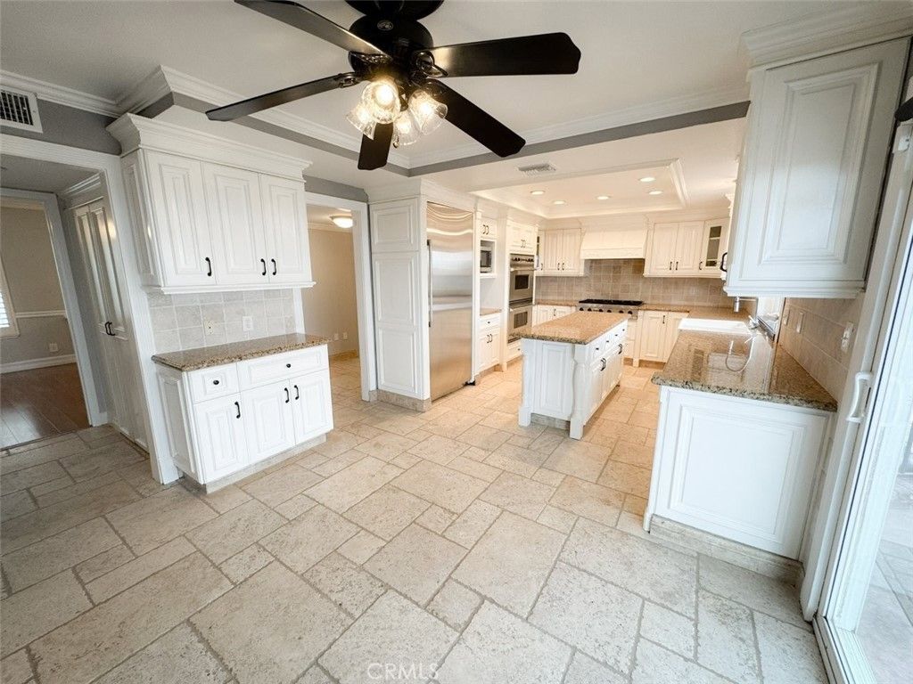 Interior, Kitchen, Recessed Lighting