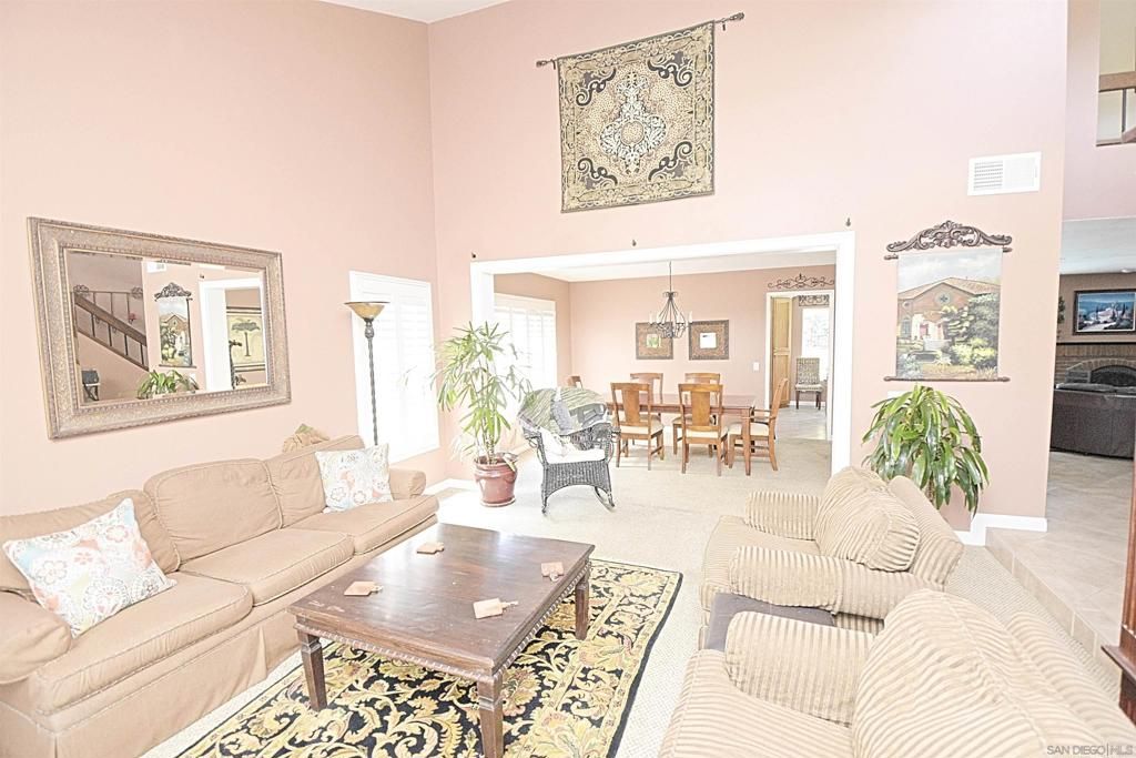 Dining room, Interior, Living room, Pendant Lights