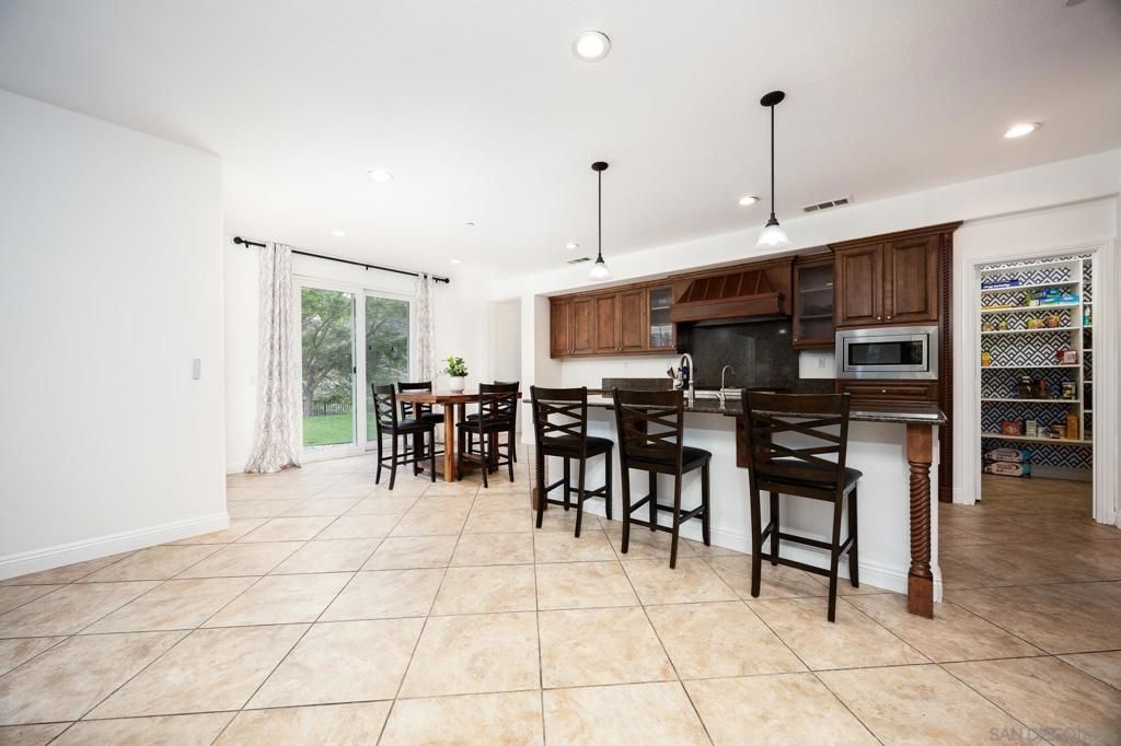 Dining room, Interior, Kitchen, Pendant Lights, Recessed Lighting
