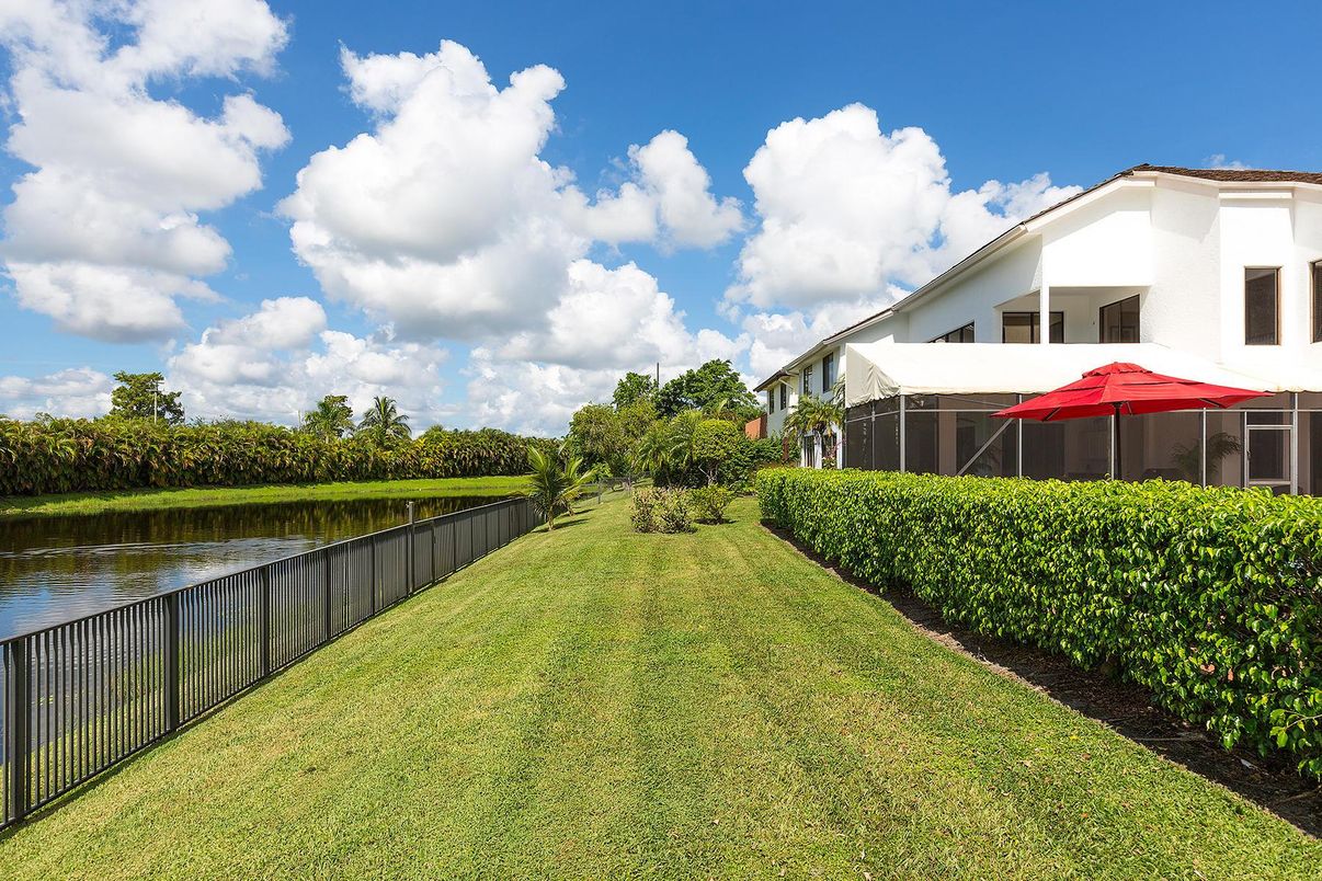 Backyard, Exterior, Water