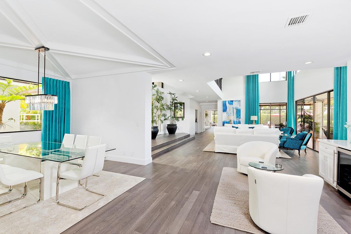 Dining room, Interior, Living room, Pendant Lights, Recessed Lighting, Wood Texture Flooring