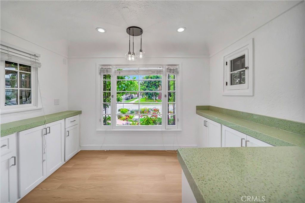 Empty room, Interior, Pendant Lights, Recessed Lighting, Wood Texture Flooring