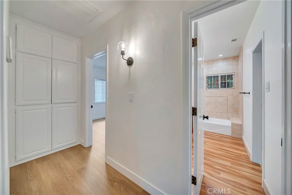Bathroom, Interior, Recessed Lighting, Wood Texture Flooring