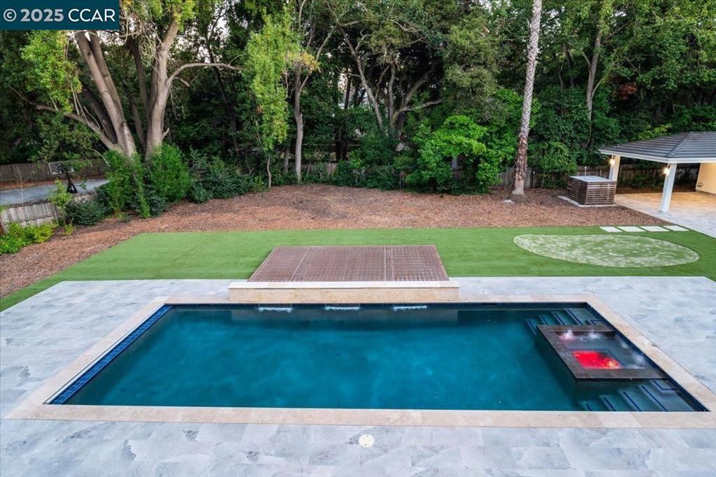 Exterior, Pool, Solar Panels