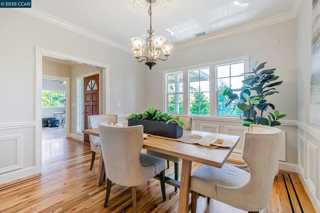 Chandelier, Dining room, Interior, Wood Texture Flooring