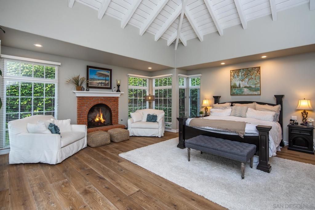 Bedroom, Fireplace, Interior, Recessed Lighting, Wood Texture Flooring